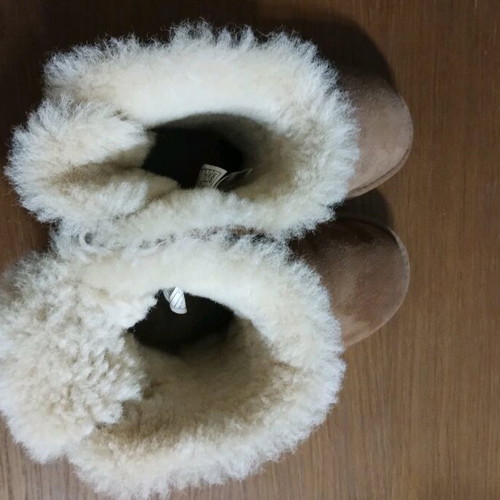 Ugg Australia boots brown, new, size 36