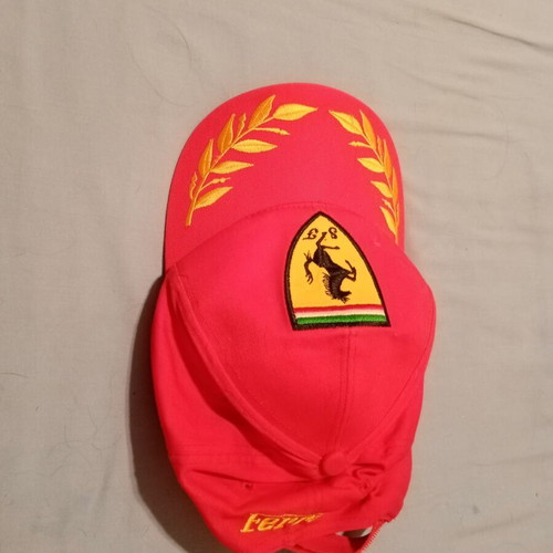 Ferrari hat like new with gold embroidered laurel leaves, red, size L