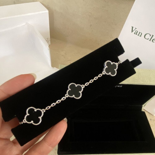 Van Cleef & Arpels βραχιόλι Alhambra unisex με όνυχα καινούργιο