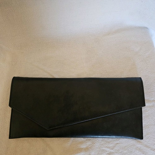 Black envelope bag made of synthetic leather like new