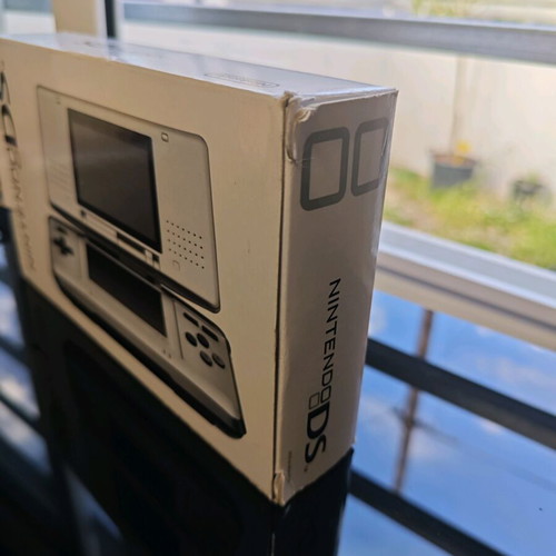 Nintendo DS (2004) used with defect, original Japanese box