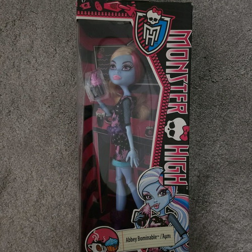 Monster High Abbey Bominable 2013 new in box