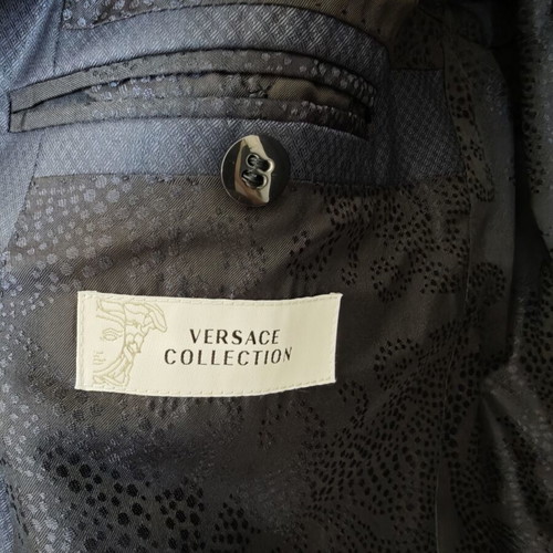 Versace suit size 52 blue like new with vest and trousers