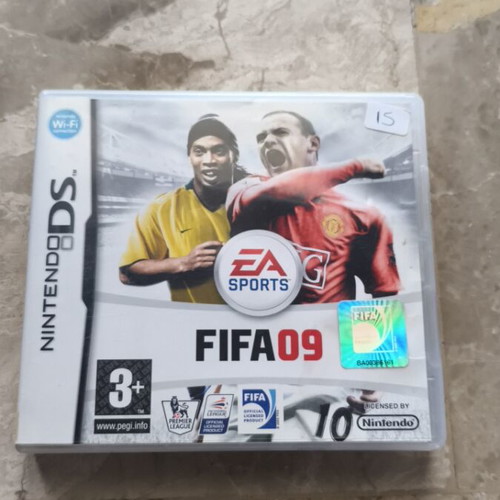 FIFA 09 Nintendo DS game used with worn case and cartridge