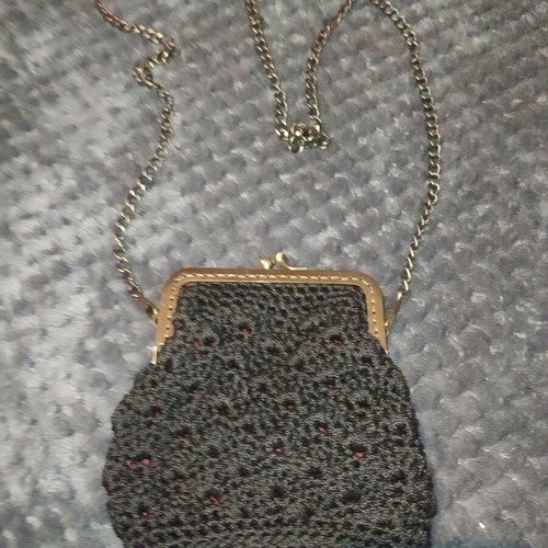Knitted shoulder bag new with elegant lining