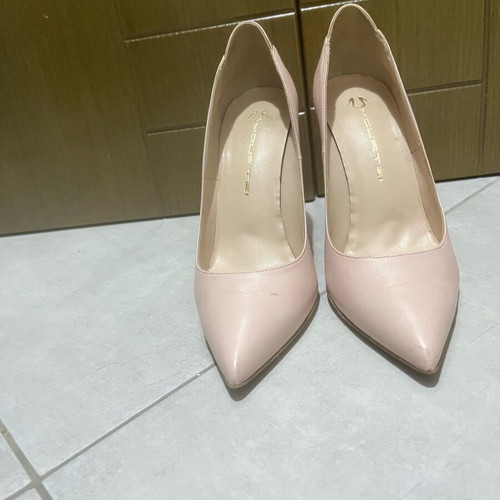 Mourtzi leather pumps used, 10 cm heel, beige pink