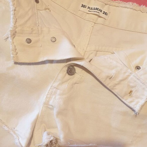 Pull & Bear white shorts, size S / 36 / 8