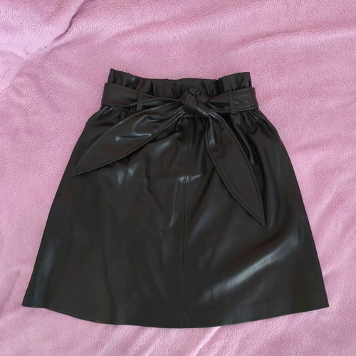 Mango black faux leather mini skirt new, size M