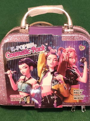 Demon Hunters K-Pop Cosmetic Pack children's trapezoid makeup case