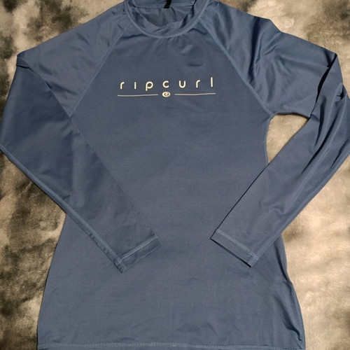 Rip Curl UV Protection Shirt like new, size XS, blue