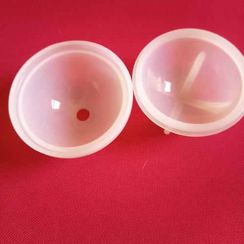 Molds with pipettes and stirrers like new