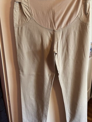 Maternity clothes used, sizes M-L