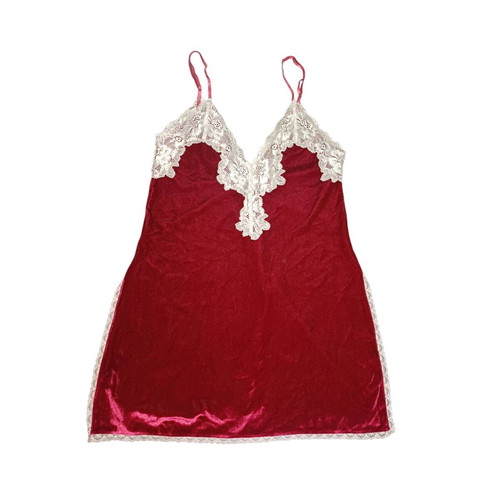 Red velvet nightdress size Large like new with white lace