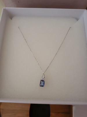 Zircon and silver necklace new