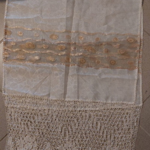 Silk Table Runner Soufli new with decorative gold stripes and lace