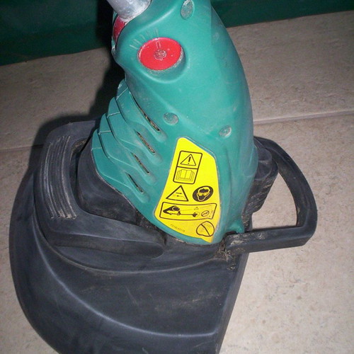 Bosch 450 W grass trimmer used, model ART 30 GSDV