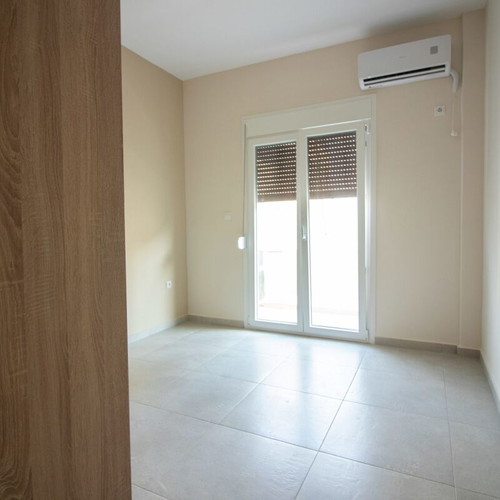 Apartment 45 m² in Piraeus Agia Sofia fully renovated with balcony and storage