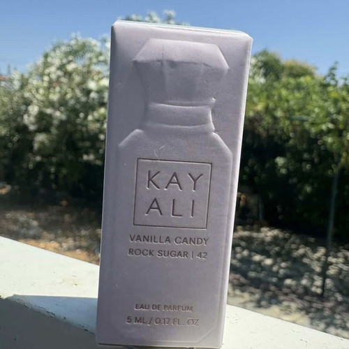 Kayali Vanilla Candy Rock Sugar 42 Mini Perfume 5ml new, authentic