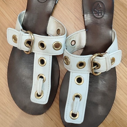 Ash Vintage Leather Slides size 39 like new, white and brown