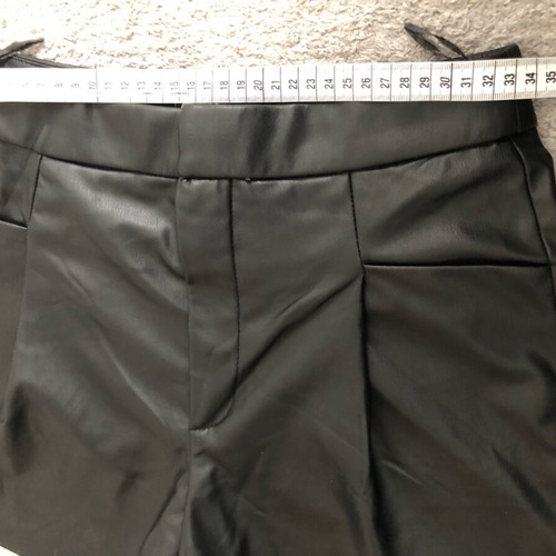 ZARA women's black shorts like new, size S