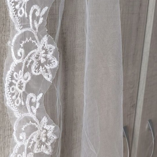 Wedding Veil with Embroidered Floral Lace 140x110 cm new, white