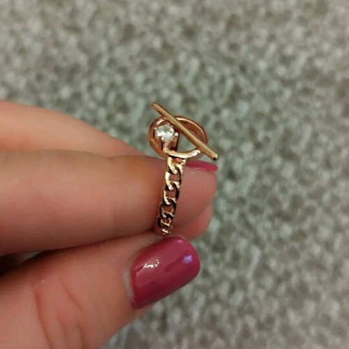 Adjustable ring in rose gold, like new