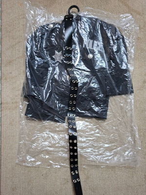 Police costume for 6 years like new with hat and belt