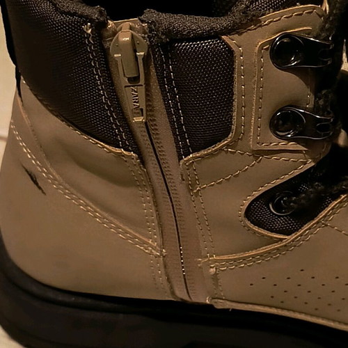 Zara hiking boots size 39 like new