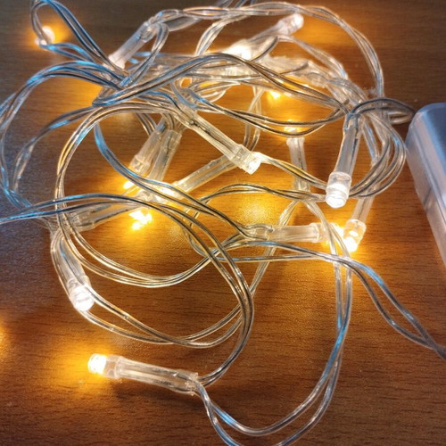 Led string lights like new, 2 meters, battery operated