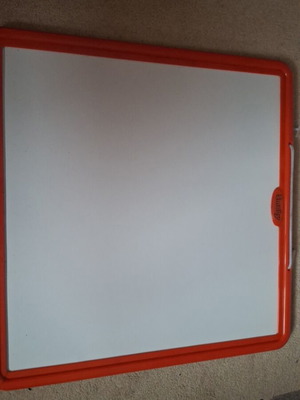 Board for marker and chalk used 25×25 cm