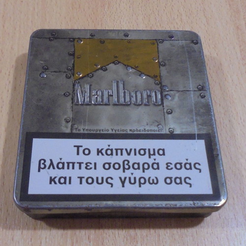 Marlboro lights old promotional metal empty pack used