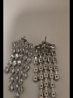 Long chandelier earrings with rhinestones, silver