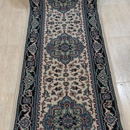 Runner 0.66m new, 60% wool 40% acrylic