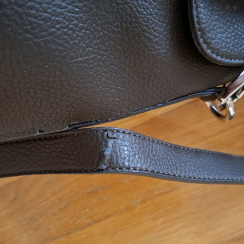 La Martina brown shoulder bag like new with storage pouch gift