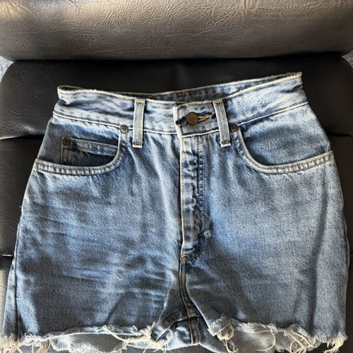 Lee vintage denim shorts high-waisted XS like new, light blue washed