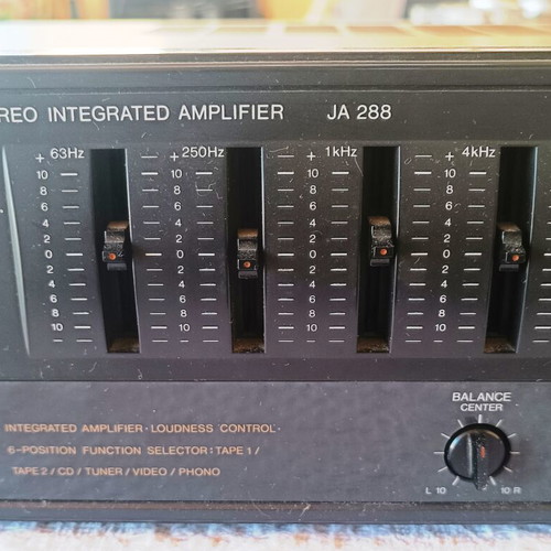 Amplifier SANYO JA288 like new, fully functional