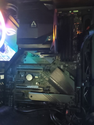 ASUS ROG STRIX Z390-E Gaming motherboard with Intel Core i5-9600KF and ARCTIC Freezer 7 X cooler