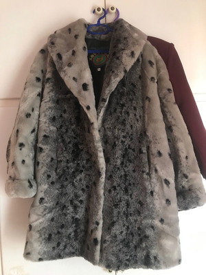 Ecological fur used, size Large, very warm