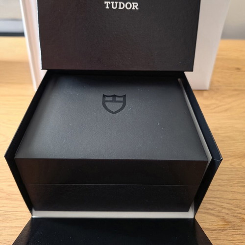Tudor Royal 38mm Blue Dial 2022 Full Set New