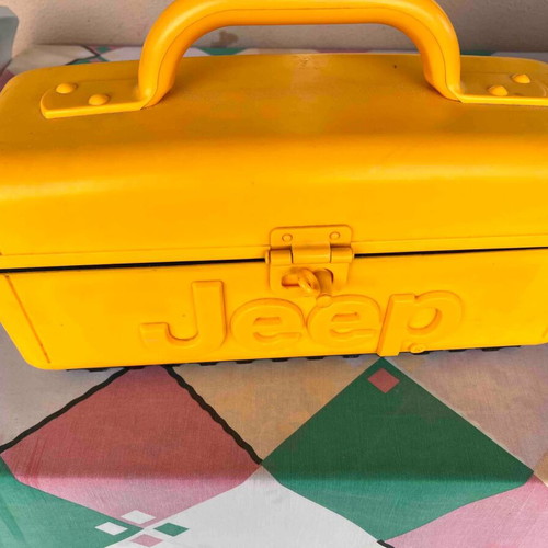 Jeep portable stereo toolbox with cassette, radio and CD player
