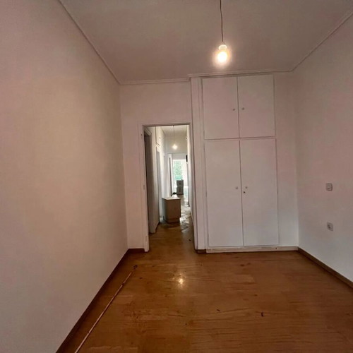 Apartment 115 sqm in Nikaia with 3 bedrooms and balconies