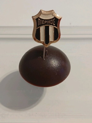 Pierikos collectible badge like new, authentic