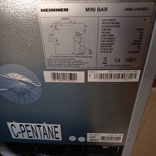 Heinner Mini Bar Refrigerator like new, 41lt, inox