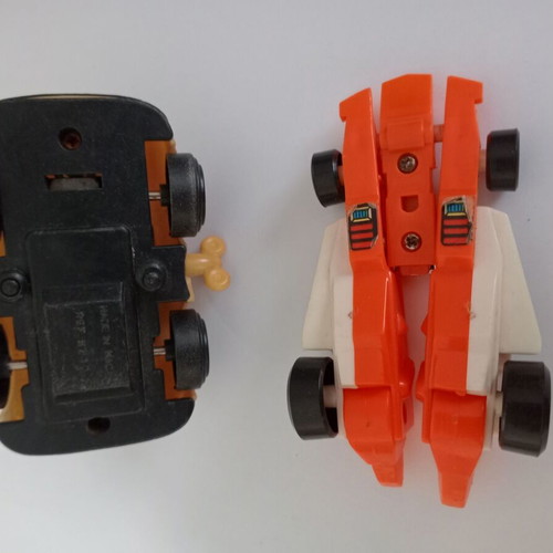 Wind-up police car and racing car used, vintage toys