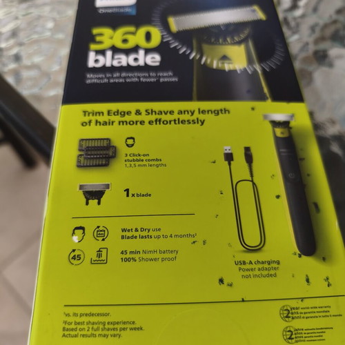 Philips OneBlade 360 shaver