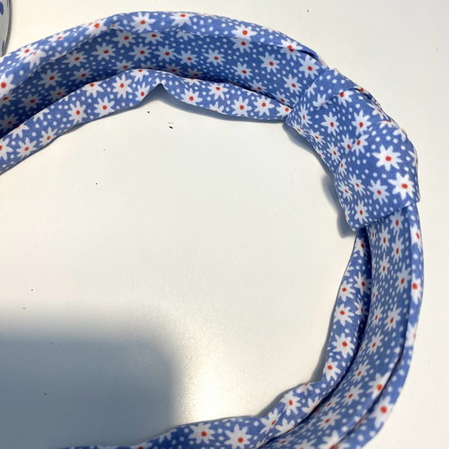 Shein set of 3 headbands, white and blue