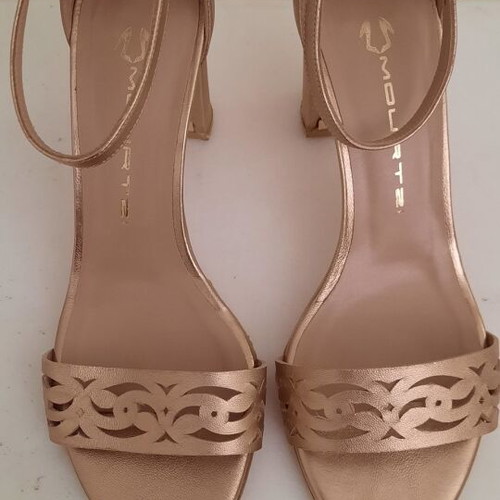 Mourtzi leather bronze sandals size 39 like new