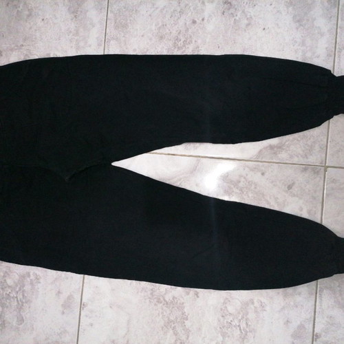 Black sportswear used, size L, elastic good quality