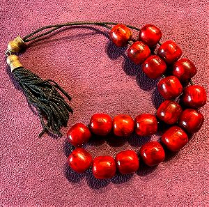 Κομπολόι από κόκκινο κεχριμπάρι 19 χάντρες ιδανικό για δώρο σε κάποιο αγαπημένο πρόσωπο