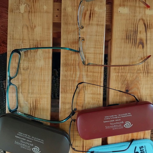 Eyeglass frames used for myopia